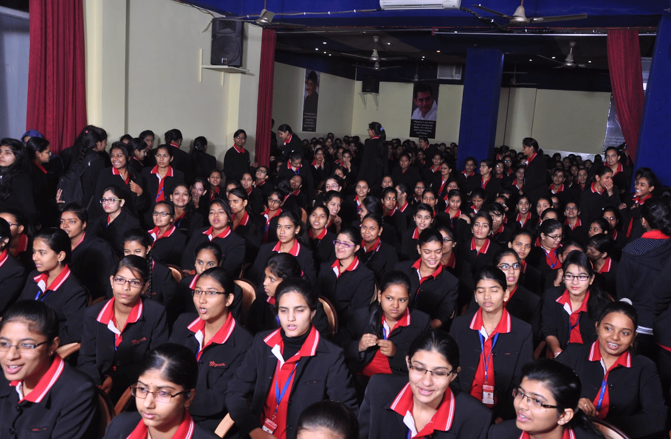 Biyani Girls College Jaipur Croded photo 2